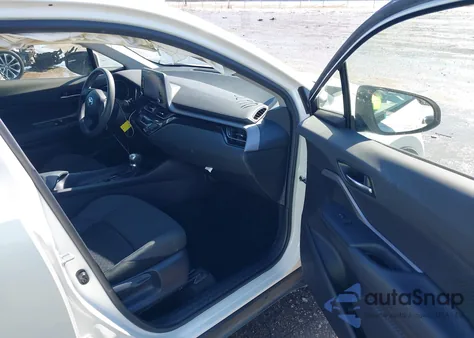 2021 Toyota C-Hr Le z USA, uszkodzony, nr VIN JTNKHMBX6M1094433